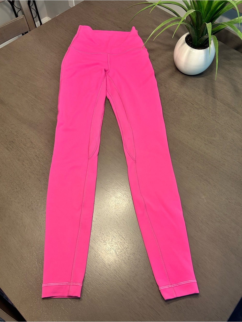 lululemon athletica Bright Pink Align Leggings * Double lined* 28”
